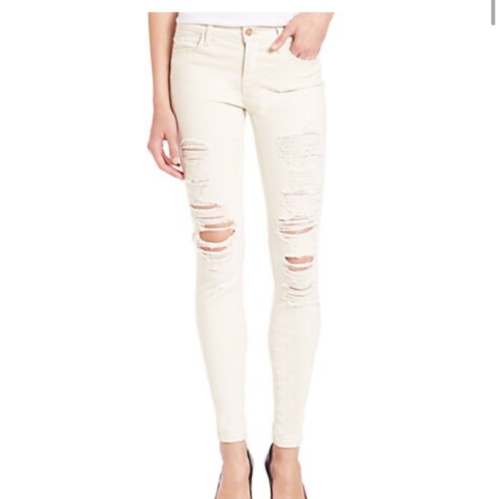 🤍J BRAND🤍NWOT Distressed Mid-Rise Super Skinny S29 Jeans in Divo/Ecru color.